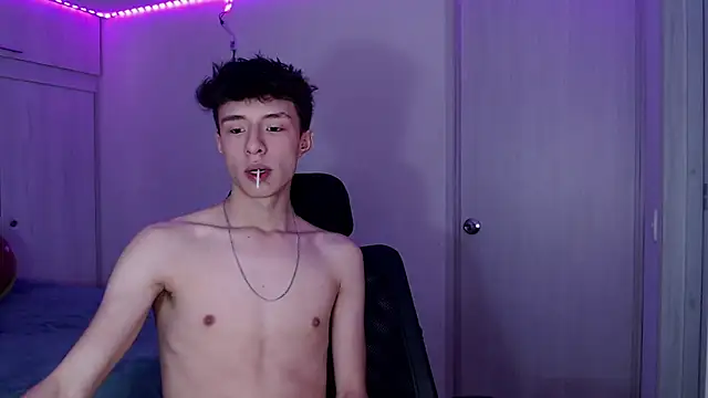 Snapshot of Juanmres chatting on 03/30/26, 08:43 Juanmres online show from 03/30/26, 08:43