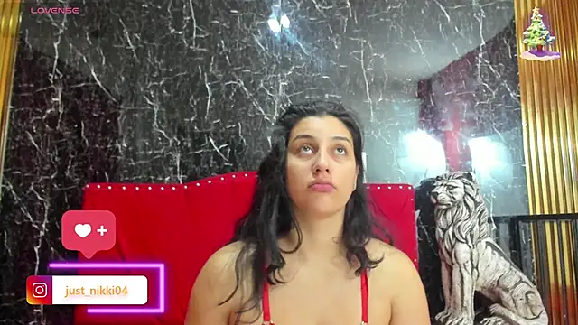 Snapshot of _nicolesweet chatting on 01/11/26, 02:33 nicolesweet online show from 01/11/26, 02:33