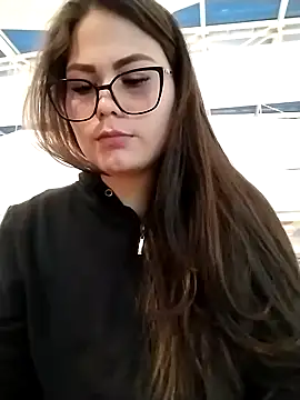 Vale Saenzz online show from 02/11/25, 11:22