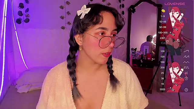 Ludovica6669 online show from 02/19/25, 07:16