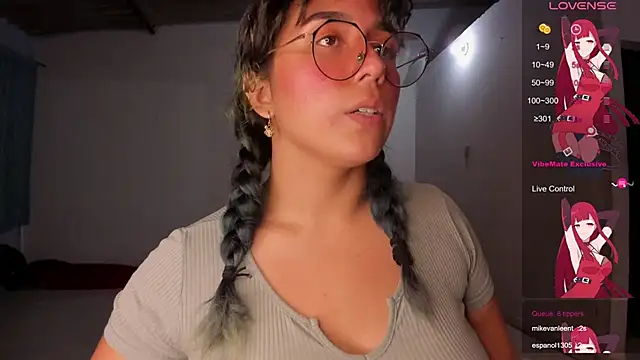 Ludovica6669 online show from 02/27/25, 11:59