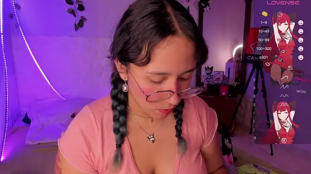 Ludovica6669 online show from 02/28/25, 11:45