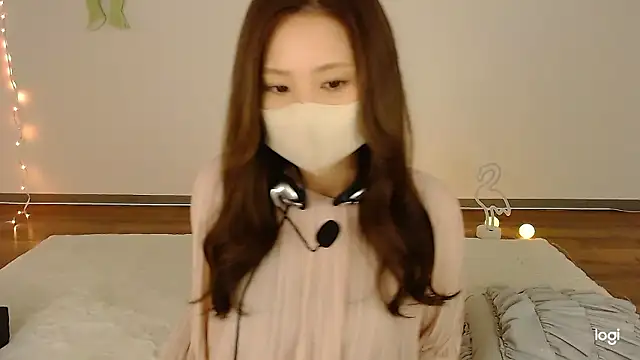 hinano JP online show from 10/02/25, 02:07