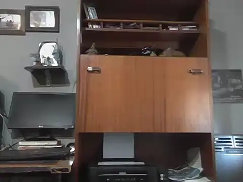 gabipingote online show from 10/31/25, 01:12