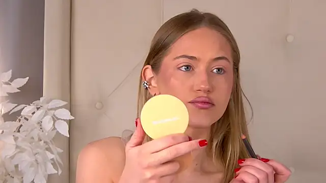 Snapshot of ur_wet_dreams chatting on 03/20/26, 04:28 ur wet dreams online show from 03/20/26, 04:28