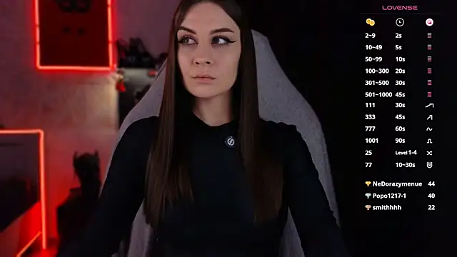 Snapshot of infection_ chatting on 10/17/25, 09:45 infection  online show from 10/17/25, 09:45