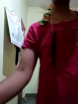 Snapshot of TeluguammayiMahi chatting on 03/07/26, 01:08 TeluguammayiMahi online show from 03/07/26, 01:08