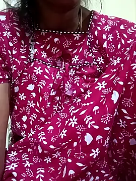 Snapshot of TeluguammayiMahi chatting on 04/13/26, 11:21 TeluguammayiMahi online show from 04/13/26, 11:21