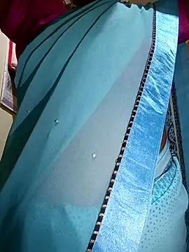 Snapshot of TeluguammayiMahi chatting on 04/15/26, 12:50 TeluguammayiMahi online show from 04/15/26, 12:50