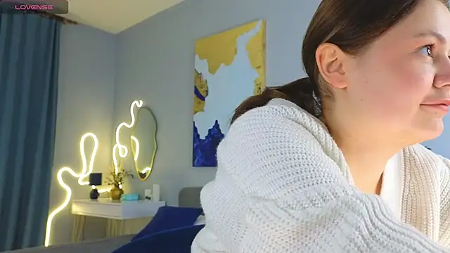 Snapshot of DownyClouds chatting on 02/19/25, 08:22 DownyClouds online show from 02/19/25, 08:22