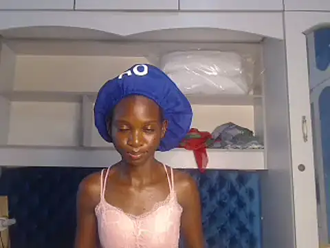 YoungDiva69 online show from 02/19/25, 09:17