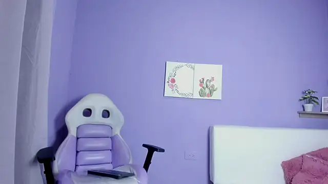 Rossi Mariana online show from 03/22/25, 10:04