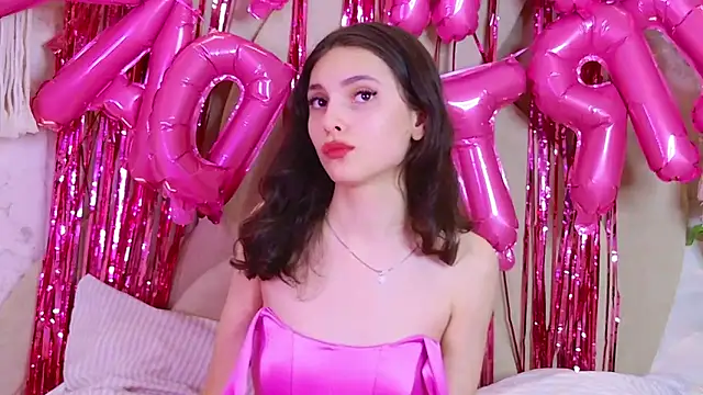 GIGI DAV online show from 02/15/25, 09:05