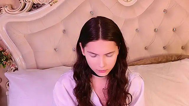 GIGI DAV online show from 10/22/25, 08:52