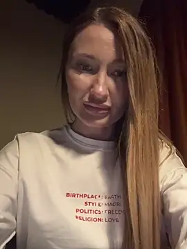 Snapshot of Sweet_Pussy2024 chatting on 02/05/25, 10:19 Sweet Pussy2024 online show from 02/05/25, 10:19