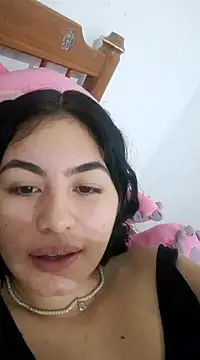 Snapshot of nana_1234 chatting on 02/05/25, 01:00 nana 1234 online show from 02/05/25, 01:00