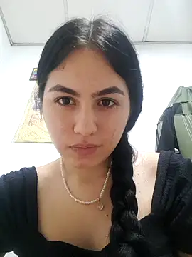 Snapshot of nana_1234 chatting on 02/08/25, 02:15 nana 1234 online show from 02/08/25, 02:15