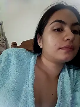 Snapshot of nana_1234 chatting on 10/19/25, 03:40 nana 1234 online show from 10/19/25, 03:40