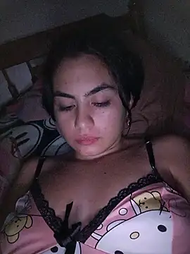 Snapshot of nana_1234 chatting on 10/29/25, 02:47 nana 1234 online show from 10/29/25, 02:47