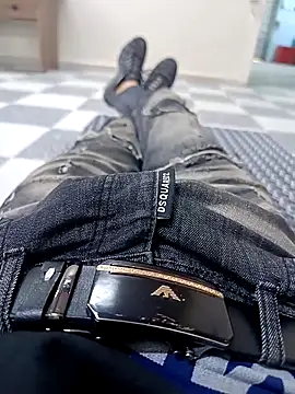 Snapshot of Fuckerrv90 chatting on 11/06/25, 02:18 Fuckerrv90 online show from 11/06/25, 02:18