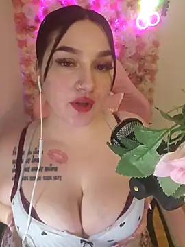 Snapshot of Jinyxx3 chatting on 02/21/25, 02:16 Jinyxx3 online show from 02/21/25, 02:16