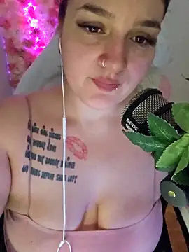 Snapshot of Jinyxx3 chatting on 03/11/25, 10:18 Jinyxx3 online show from 03/11/25, 10:18