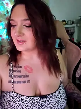 Snapshot of Jinyxx3 chatting on 10/12/25, 07:18 Jinyxx3 online show from 10/12/25, 07:18