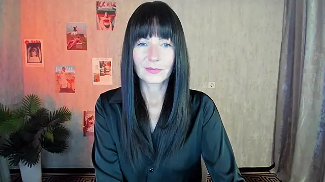 MonicaCheerful online show from 10/03/25, 12:24