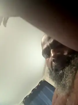 shavez5888 online show from 10/29/25, 09:49