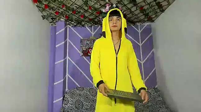 Snapshot of Escarlet_Abel-06 chatting on 02/23/25, 01:02 Escarlet Abel-06 online show from 02/23/25, 01:02