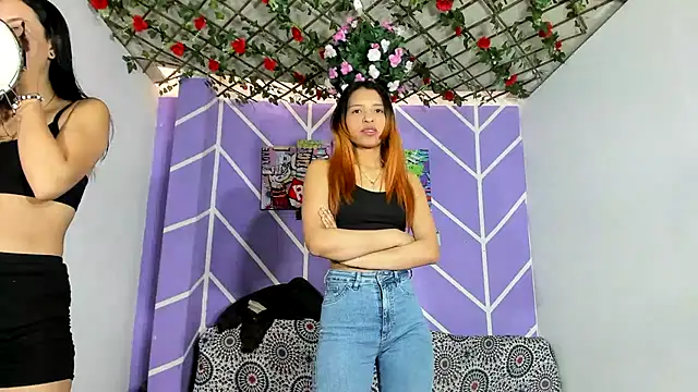 Snapshot of Escarlet_Abel-06 chatting on 03/14/25, 08:06 Escarlet Abel-06 online show from 03/14/25, 08:06