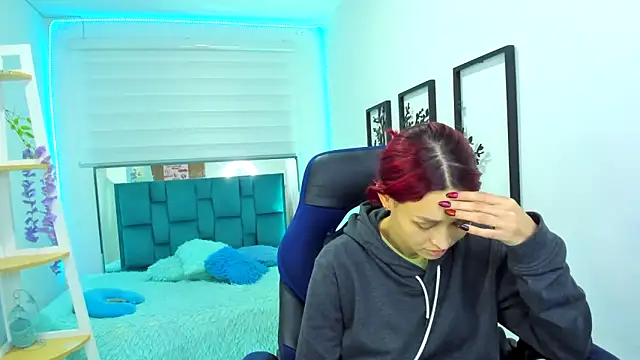 naomy hot 777 online show from 09/27/25, 01:43