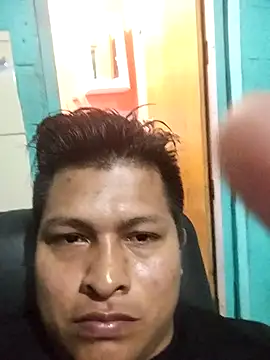 Snapshot of redso97 chatting on 01/25/25, 02:26 redso97 online show from 01/25/25, 02:26