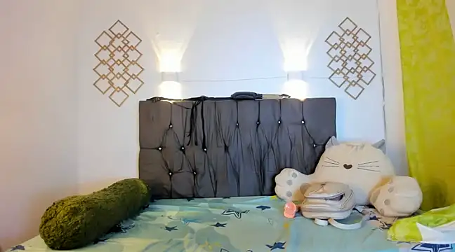 Snapshot of Nicol_TransGirl chatting on 02/25/25, 03:42 Nicol TransGirl online show from 02/25/25, 03:42