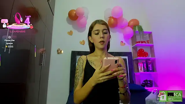 Nicol TransGirl online show from 05/15/26, 04:41
