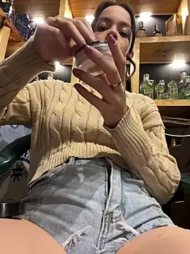 JullieBoo online show from 02/18/25, 04:04