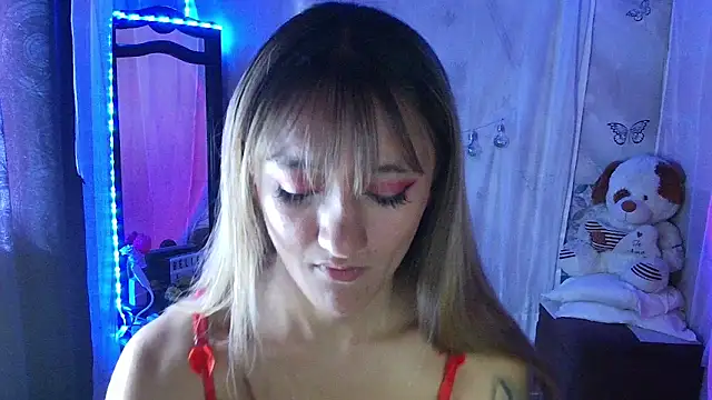 Snapshot of Lya1_ch chatting on 10/02/25, 09:22 Lya1 ch online show from 10/02/25, 09:22