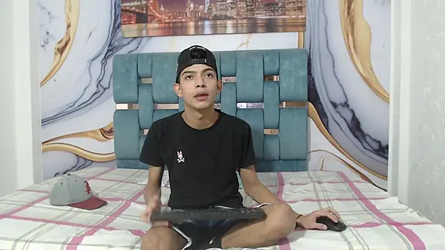 Snapshot of KING_STYLE2 chatting on 02/02/25, 10:28 KING STYLE2 online show from 02/02/25, 10:28