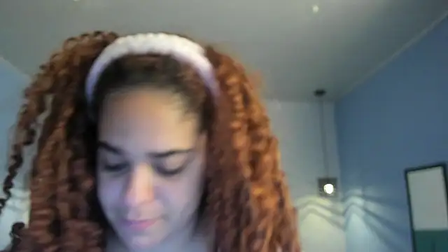 Snapshot of ninna_curly chatting on 05/01/26, 03:33 ninna curly online show from 05/01/26, 03:33