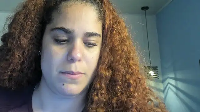 Snapshot of ninna_curly chatting on 05/25/26, 03:23 ninna curly online show from 05/25/26, 03:23