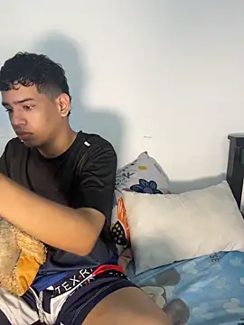 Santiago-Thompson online show from 11/05/25, 05:35