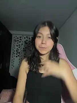 Snapshot of LiLy_kIndly chatting on 11/11/25, 11:49 LiLy kIndly online show from 11/11/25, 11:49