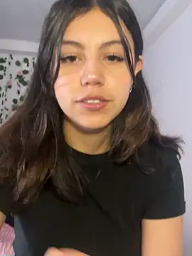 Snapshot of LiLy_kIndly chatting on 11/14/25, 06:28 LiLy kIndly online show from 11/14/25, 06:28