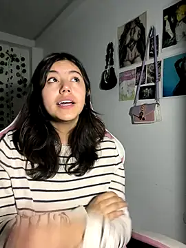 Snapshot of LiLy_kIndly chatting on 11/20/25, 11:04 LiLy kIndly online show from 11/20/25, 11:04