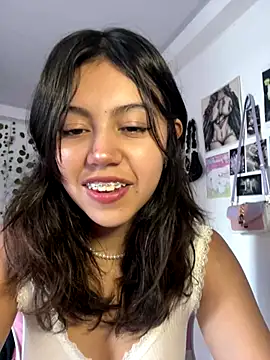 Snapshot of LiLy_kIndly chatting on 11/23/25, 07:35 LiLy kIndly online show from 11/23/25, 07:35