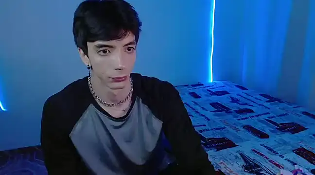 H3ll B0I online show from 02/07/25, 08:11