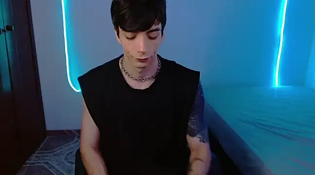 H3ll B0I online show from 02/25/25, 04:35