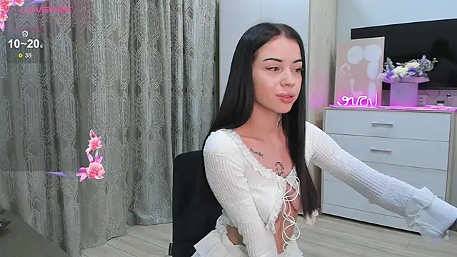  dkny  online show from 09/29/25, 02:44