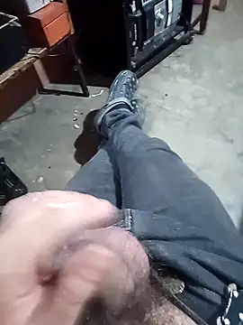 Snapshot of Dj89rrlc chatting on 09/20/25, 01:39 Dj89rrlc online show from 09/20/25, 01:39