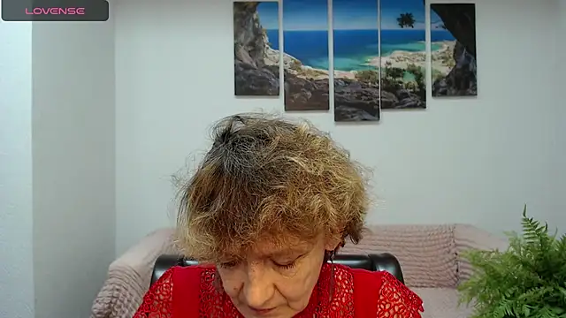 Snapshot of SexyGrandma_ chatting on 02/07/25, 04:48 SexyGrandma  online show from 02/07/25, 04:48